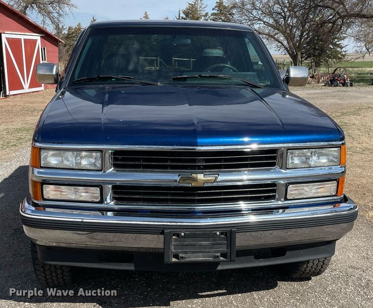 image for item MY9225 1994 Chevrolet K1500  Ext. Cab pickup truck