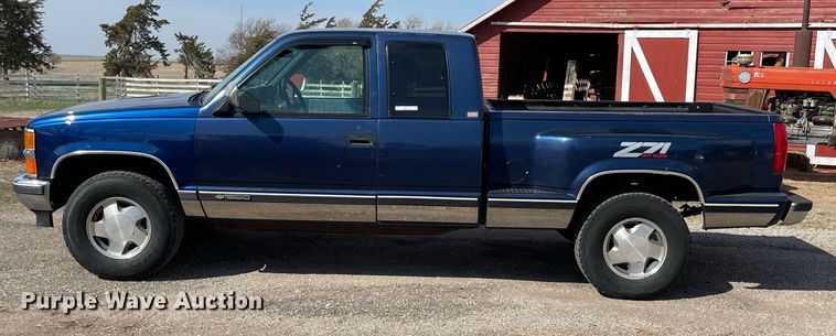 image for item MY9225 1994 Chevrolet K1500  Ext. Cab pickup truck