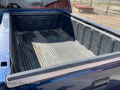 image for item MY9225 1994 Chevrolet K1500  Ext. Cab pickup truck