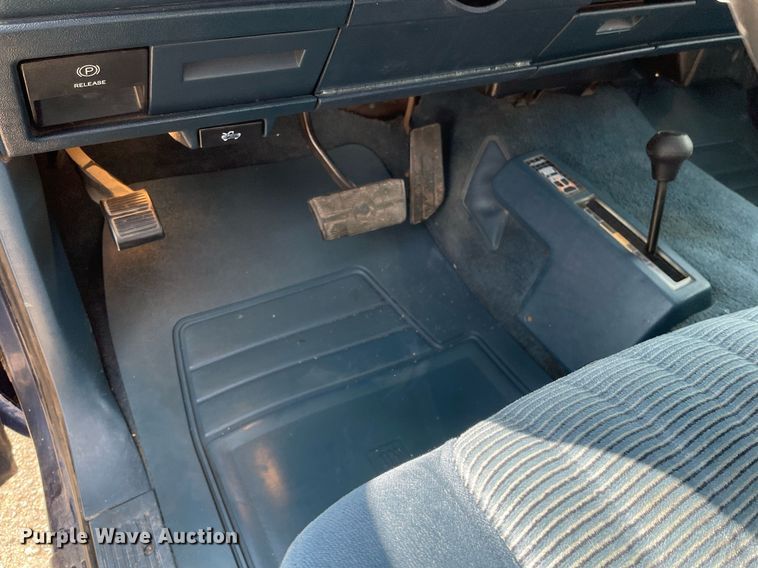 image for item MY9225 1994 Chevrolet K1500  Ext. Cab pickup truck