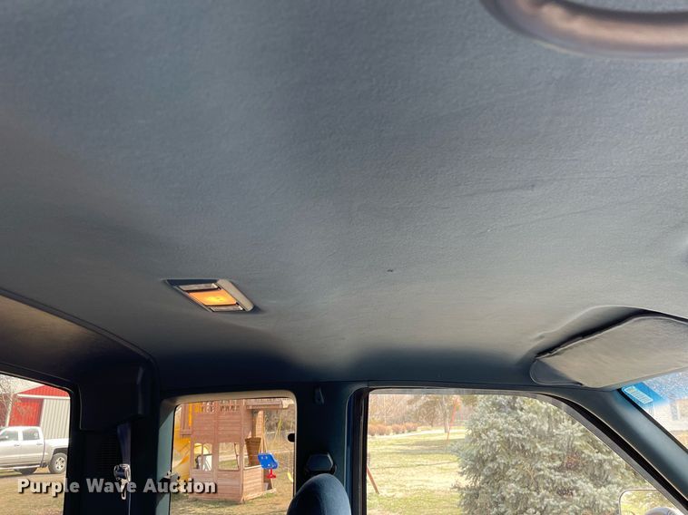 image for item MY9225 1994 Chevrolet K1500  Ext. Cab pickup truck