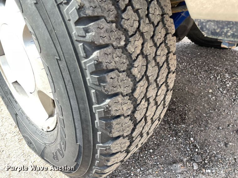 image for item MY9225 1994 Chevrolet K1500  Ext. Cab pickup truck