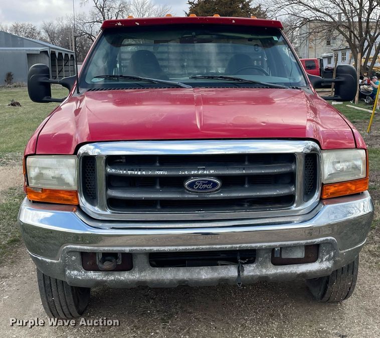 image for item MY9232 1999 Ford F550 Super Duty  flatbed truck