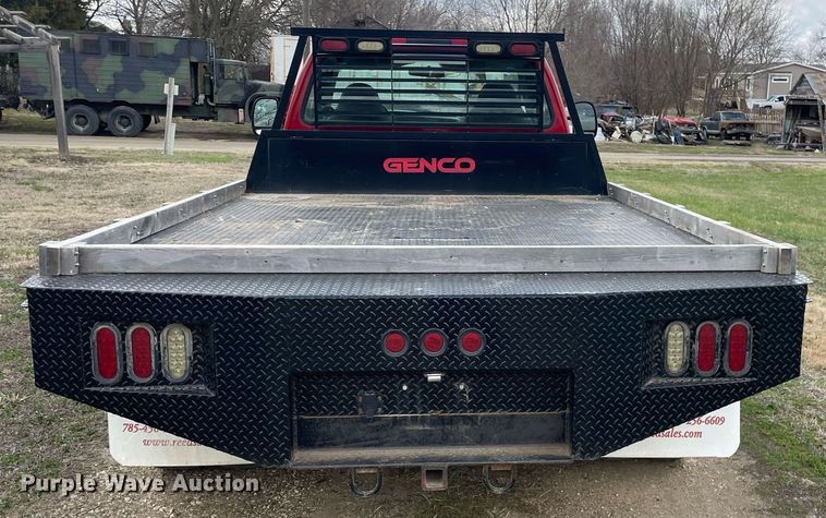 image for item MY9232 1999 Ford F550 Super Duty  flatbed truck