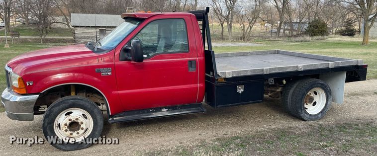 image for item MY9232 1999 Ford F550 Super Duty  flatbed truck