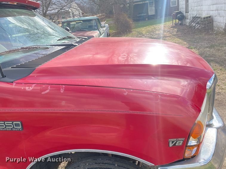 image for item MY9232 1999 Ford F550 Super Duty  flatbed truck