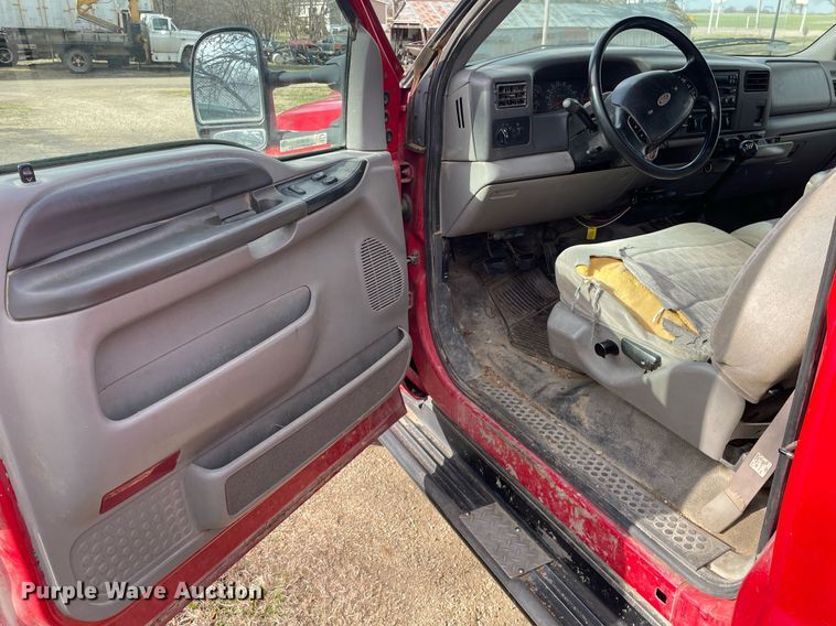 image for item MY9232 1999 Ford F550 Super Duty  flatbed truck