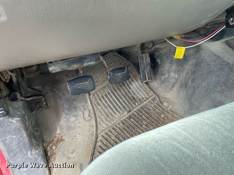 image for item MY9232 1999 Ford F550 Super Duty  flatbed truck