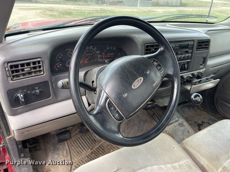 image for item MY9232 1999 Ford F550 Super Duty  flatbed truck