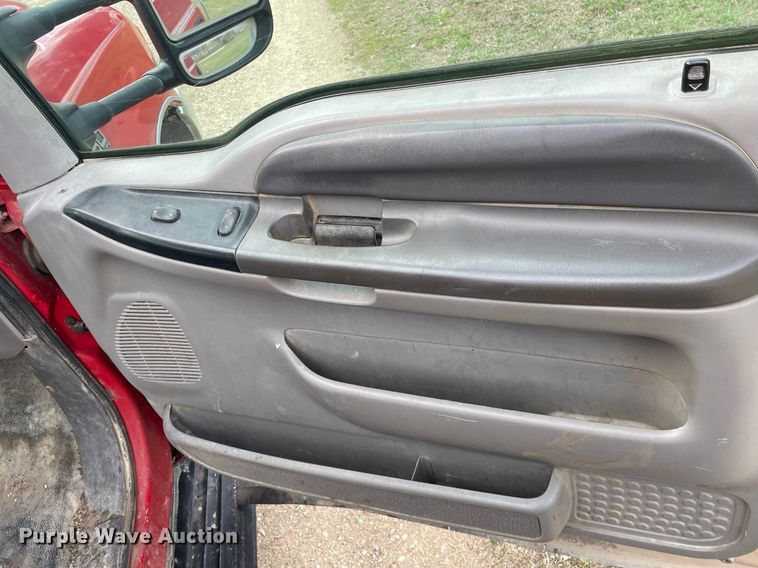 image for item MY9232 1999 Ford F550 Super Duty  flatbed truck