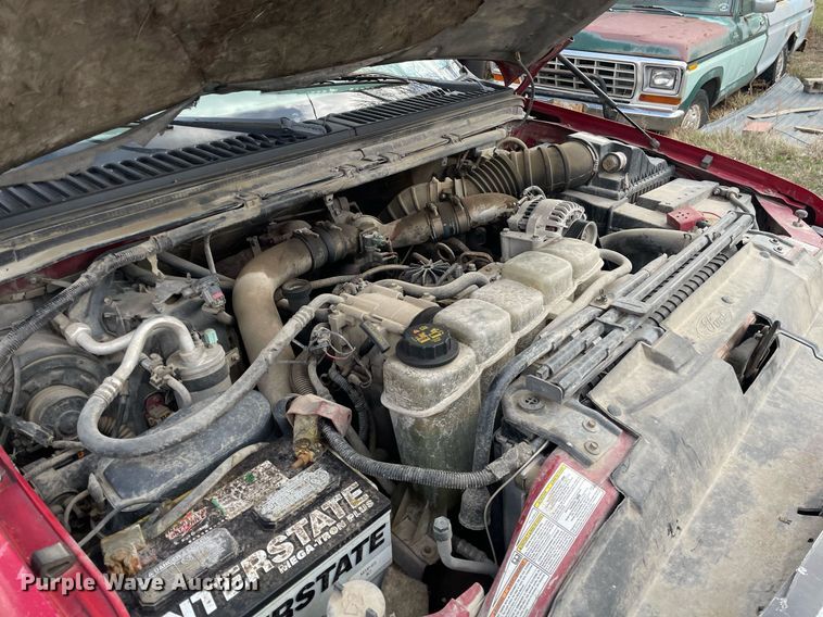 image for item MY9232 1999 Ford F550 Super Duty  flatbed truck