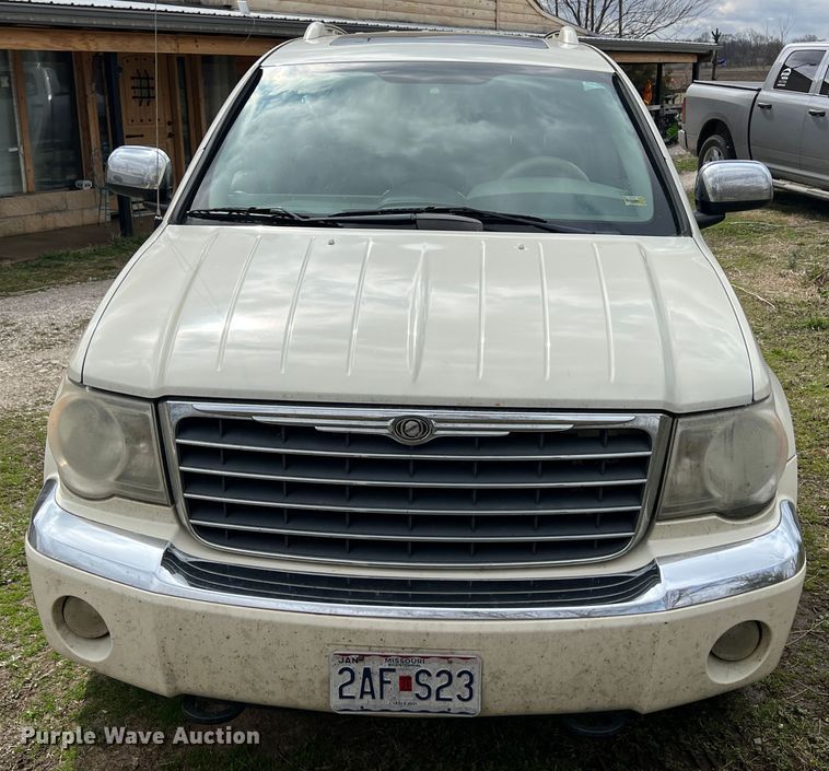 image for item MY9550 2008 Chrysler Aspen Limited  SUV