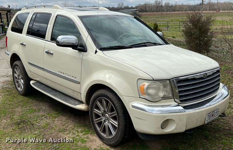 image for item MY9550 2008 Chrysler Aspen Limited  SUV