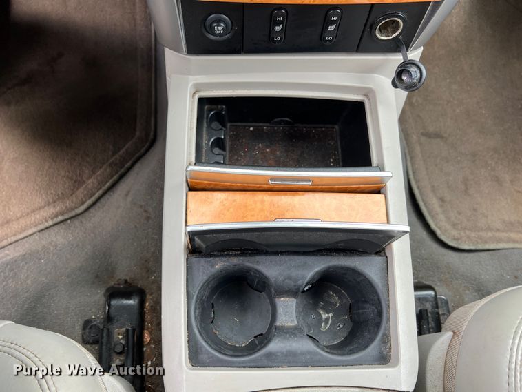 image for item MY9550 2008 Chrysler Aspen Limited  SUV