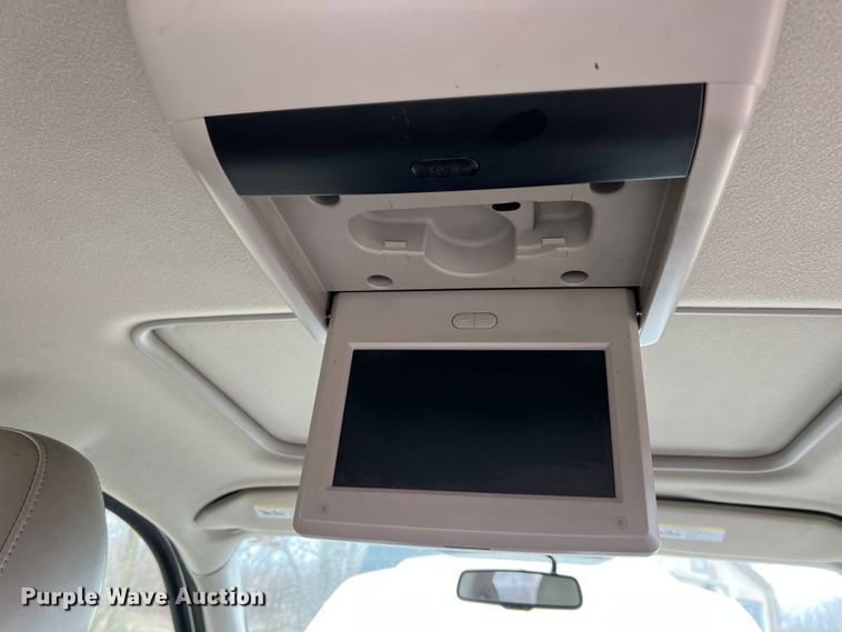 image for item MY9550 2008 Chrysler Aspen Limited  SUV