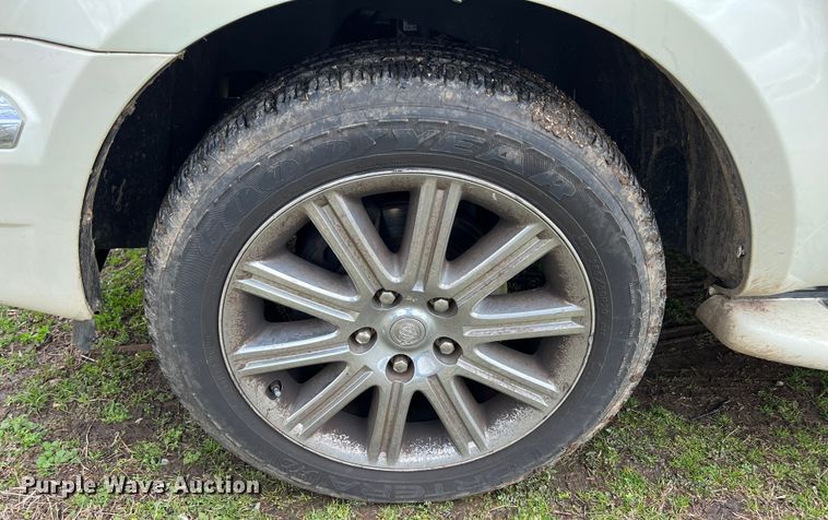 image for item MY9550 2008 Chrysler Aspen Limited  SUV