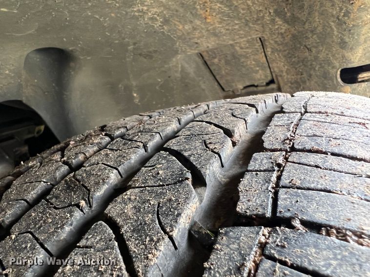 image for item MY9550 2008 Chrysler Aspen Limited  SUV