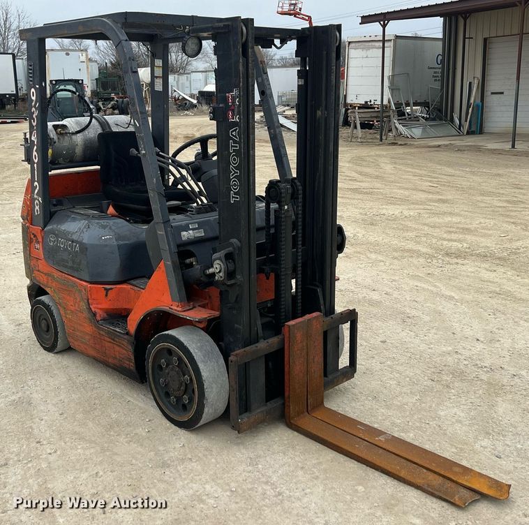image for item MY9557 Toyota 7FGCU20  forklift