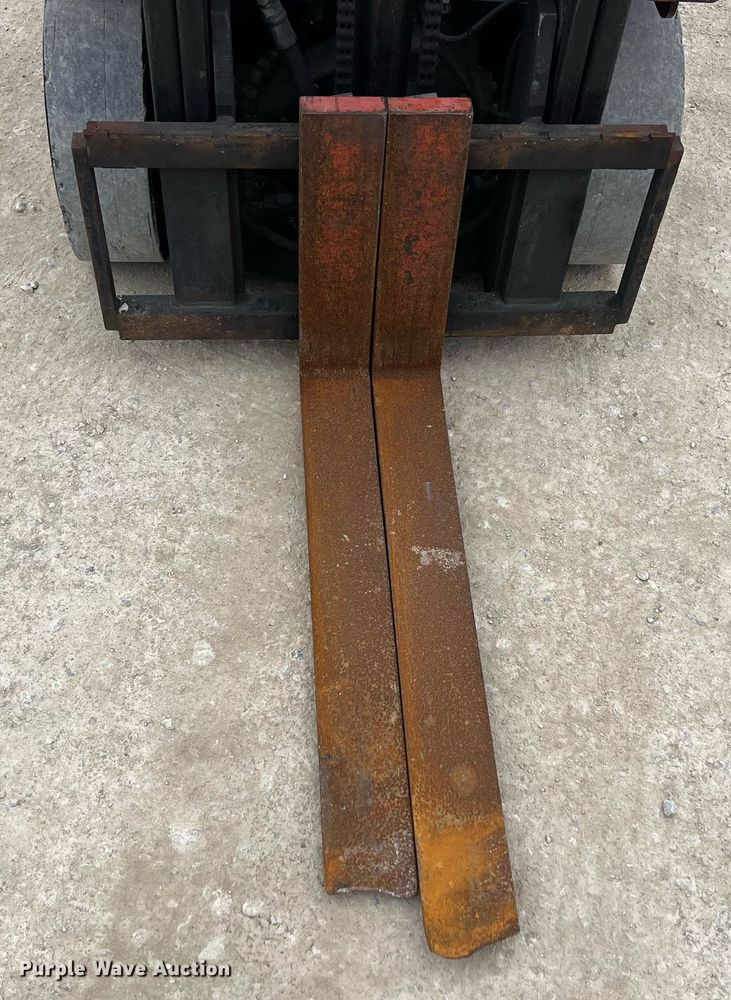 image for item MY9557 Toyota 7FGCU20  forklift