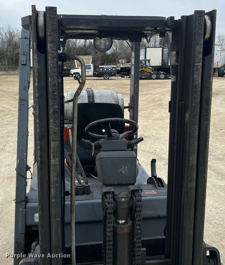 image for item MY9557 Toyota 7FGCU20  forklift