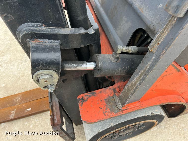 image for item MY9557 Toyota 7FGCU20  forklift