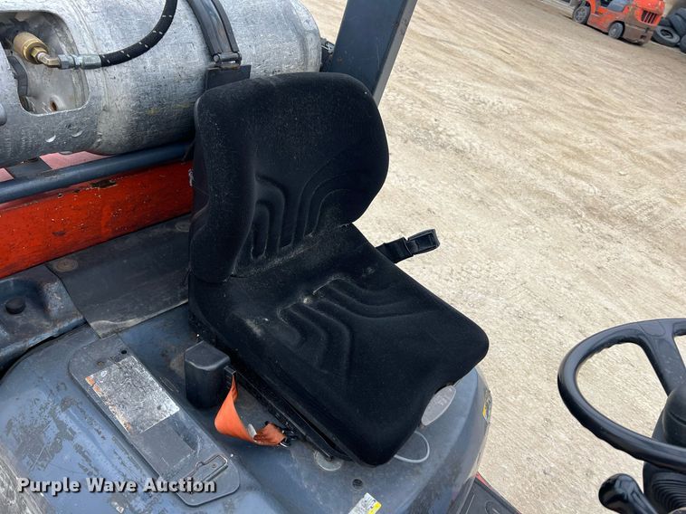 image for item MY9557 Toyota 7FGCU20  forklift