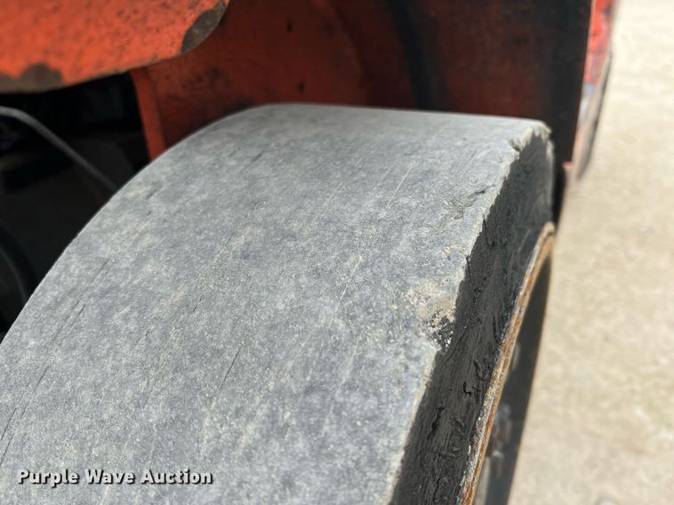 image for item MY9557 Toyota 7FGCU20  forklift