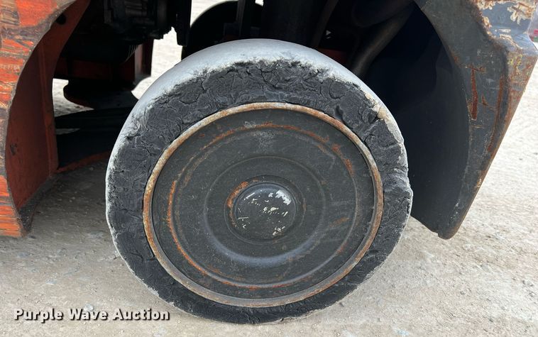 image for item MY9557 Toyota 7FGCU20  forklift