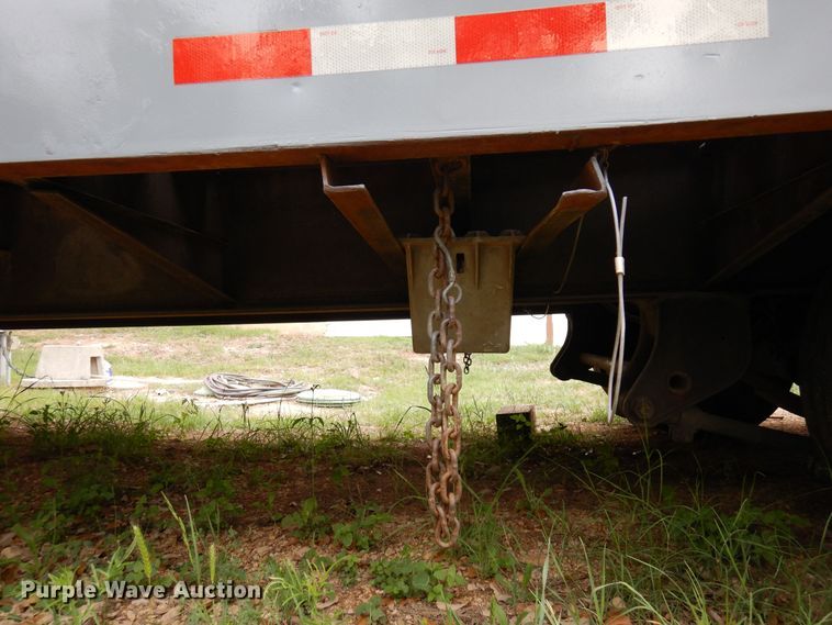 image for item DJ0827 1999 Interstate 40DLA  equipment trailer