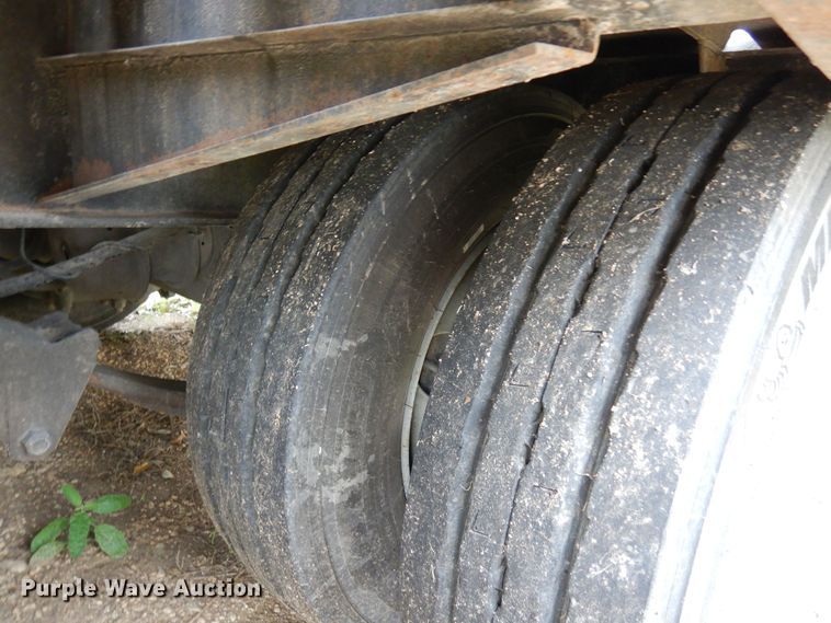 image for item DJ0827 1999 Interstate 40DLA  equipment trailer