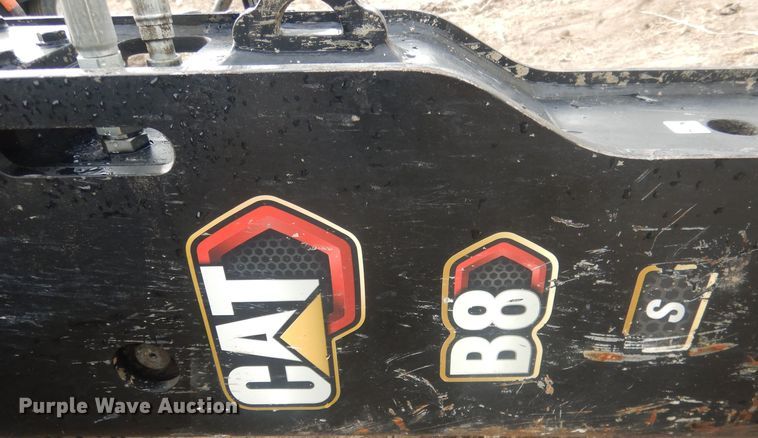 image for item DJ7016 Caterpillar B8  skid steer breaker