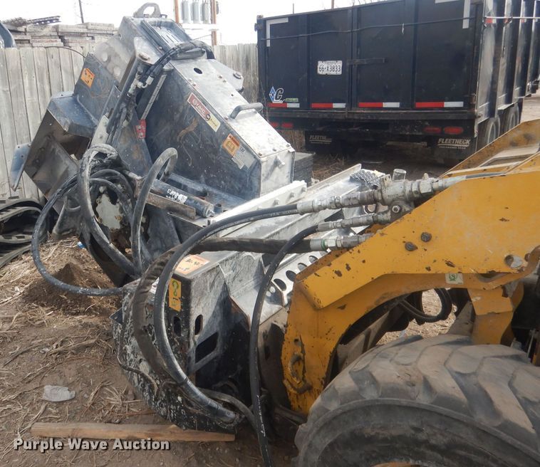 image for item DJ7017 Caterpillar SW345B-80  skid steer rock saw