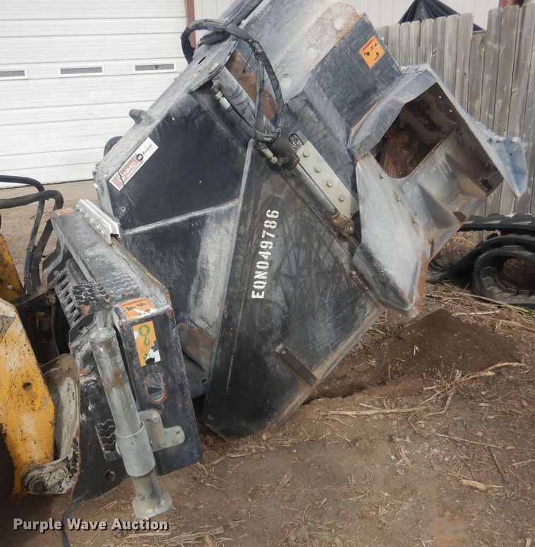 image for item DJ7017 Caterpillar SW345B-80  skid steer rock saw