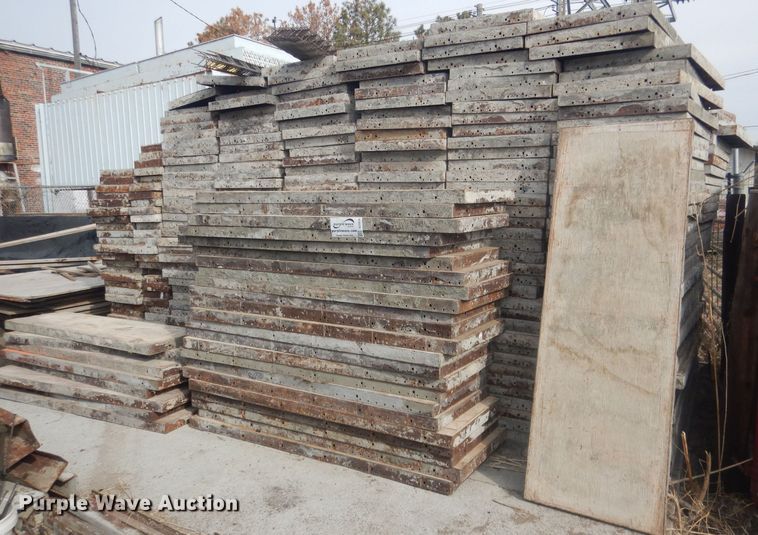 image for item DJ7018 Concrete forms