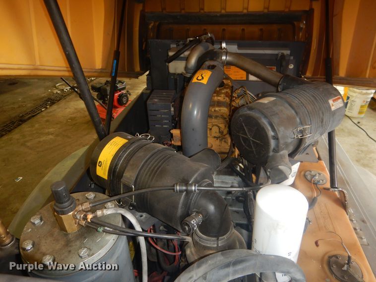 image for item DJ7020 2013 Atlas Copco XAS 185 CD7  air compressor