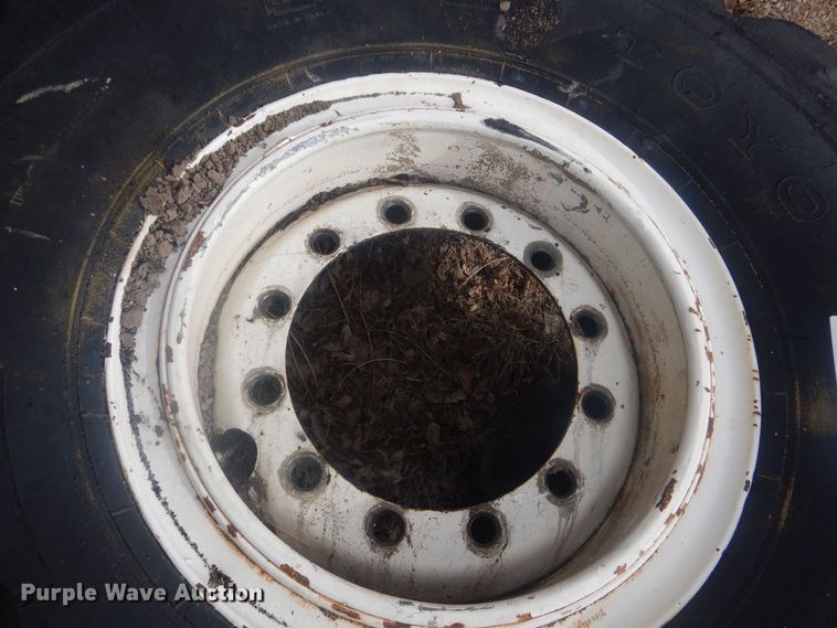 image for item DJ7022 (4) Toyo 16.00-24 tires and wheels