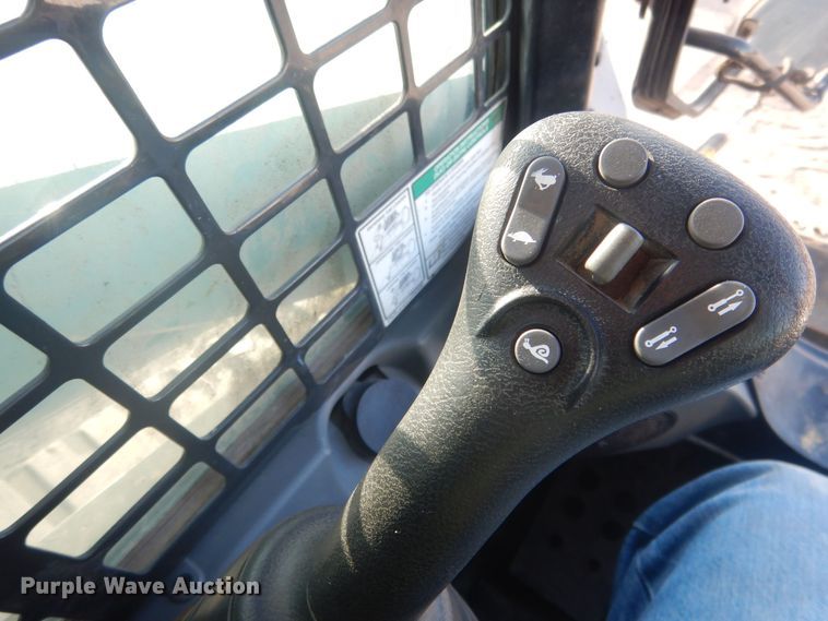 image for item DJ7023 2014 Bobcat T750  skid steer loader