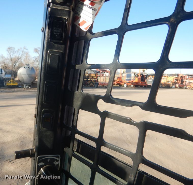 image for item DJ7023 2014 Bobcat T750  skid steer loader