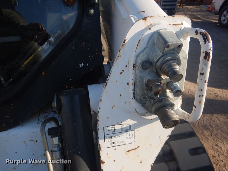 image for item DJ7023 2014 Bobcat T750  skid steer loader