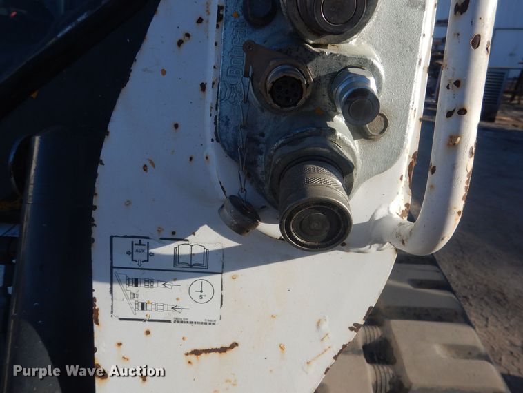 image for item DJ7023 2014 Bobcat T750  skid steer loader