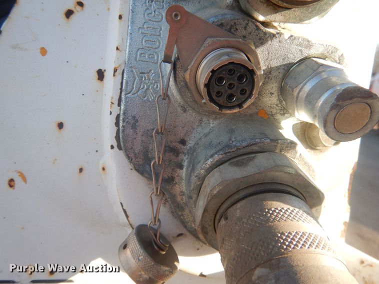 image for item DJ7023 2014 Bobcat T750  skid steer loader