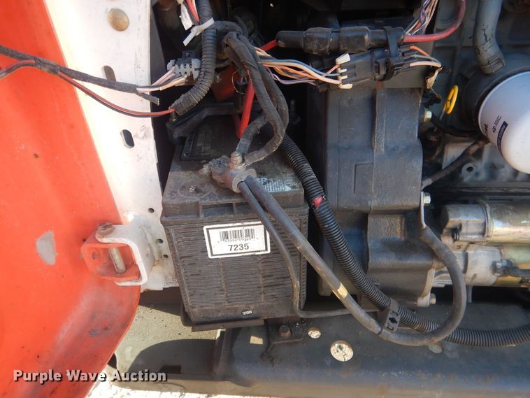 image for item DJ7023 2014 Bobcat T750  skid steer loader