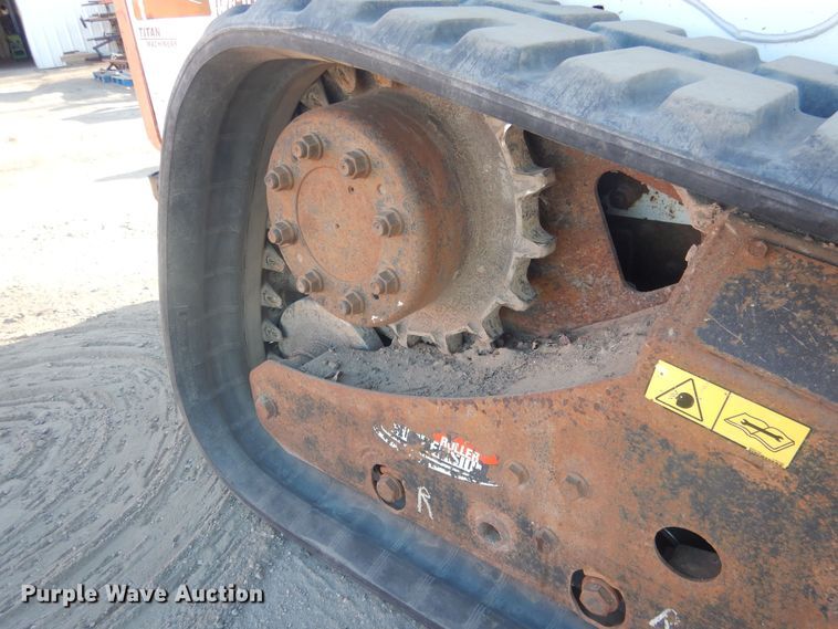 image for item DJ7023 2014 Bobcat T750  skid steer loader