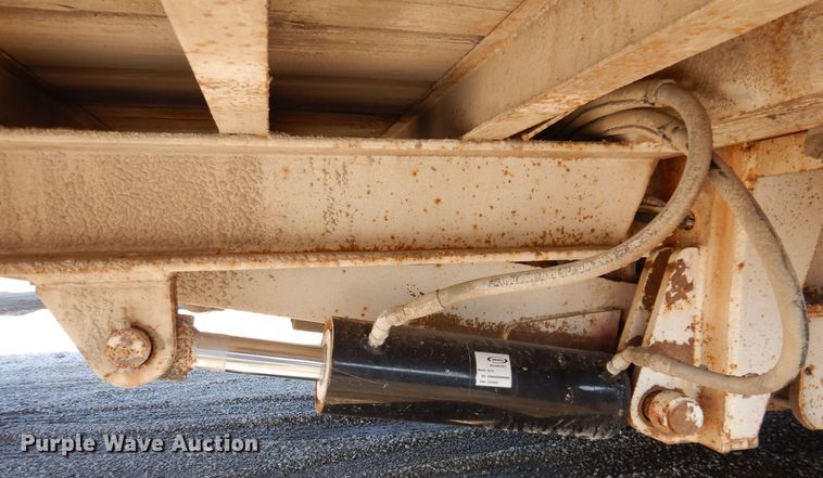 image for item DK5198 1996 Ledwell HT48X102  drop deck trailer