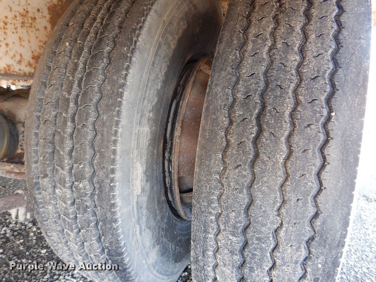 image for item DK5198 1996 Ledwell HT48X102  drop deck trailer