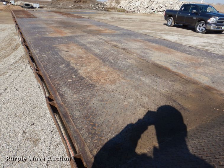 image for item DK5200 1999 Ledwell HT48102  drop deck trailer