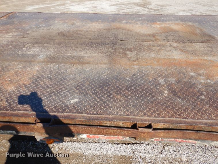 image for item DK5200 1999 Ledwell HT48102  drop deck trailer