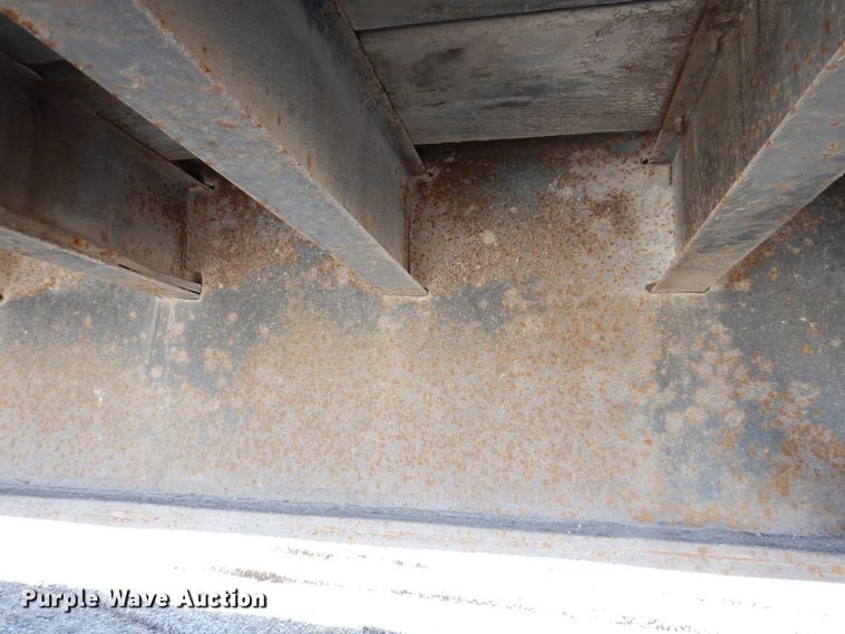 image for item DK5200 1999 Ledwell HT48102  drop deck trailer