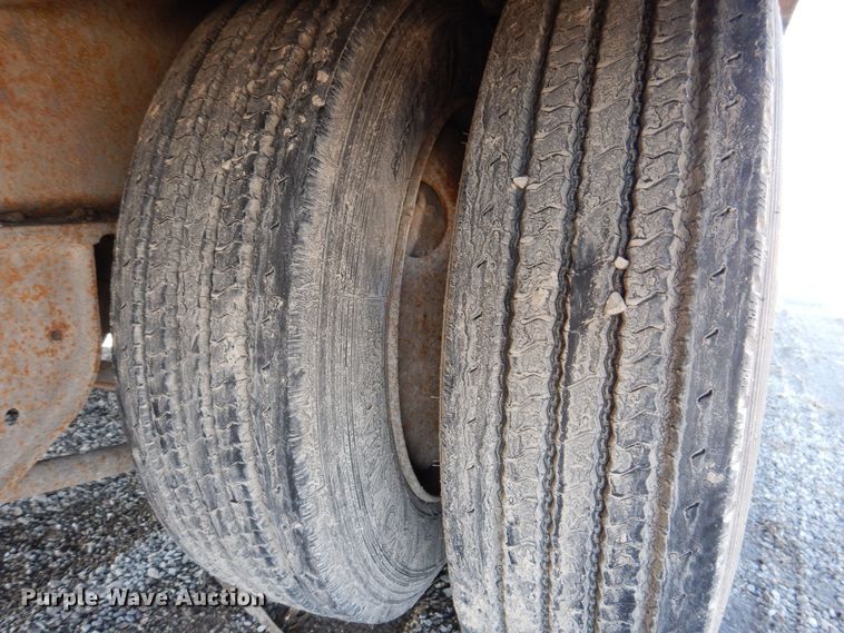 image for item DK5200 1999 Ledwell HT48102  drop deck trailer