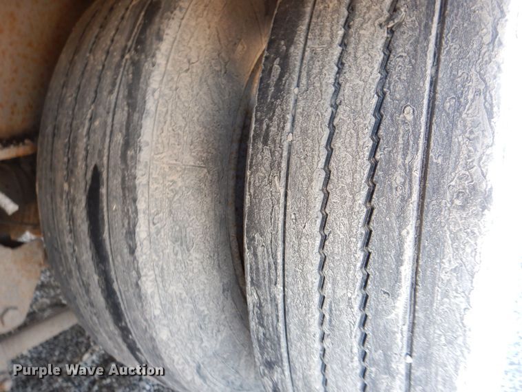 image for item DK5200 1999 Ledwell HT48102  drop deck trailer